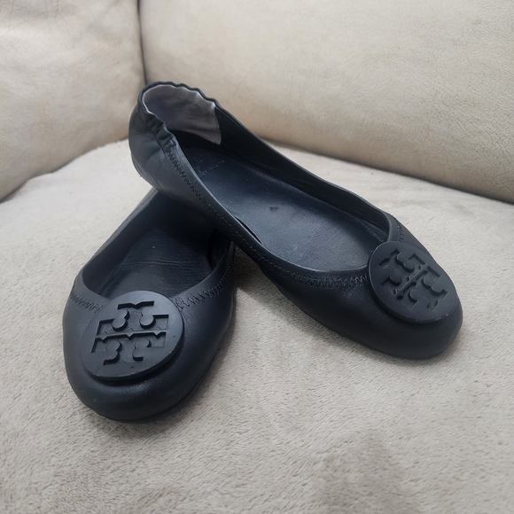 Tory Burch Shoes - Tory Burch Black Leather Flats